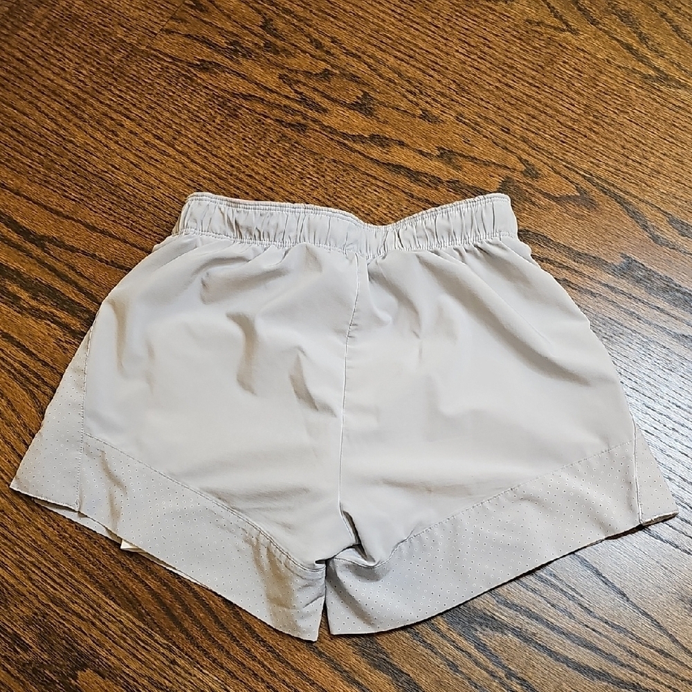 Nike Women's Athletic Shorts in Gray and Orange - Picture 4 of 8